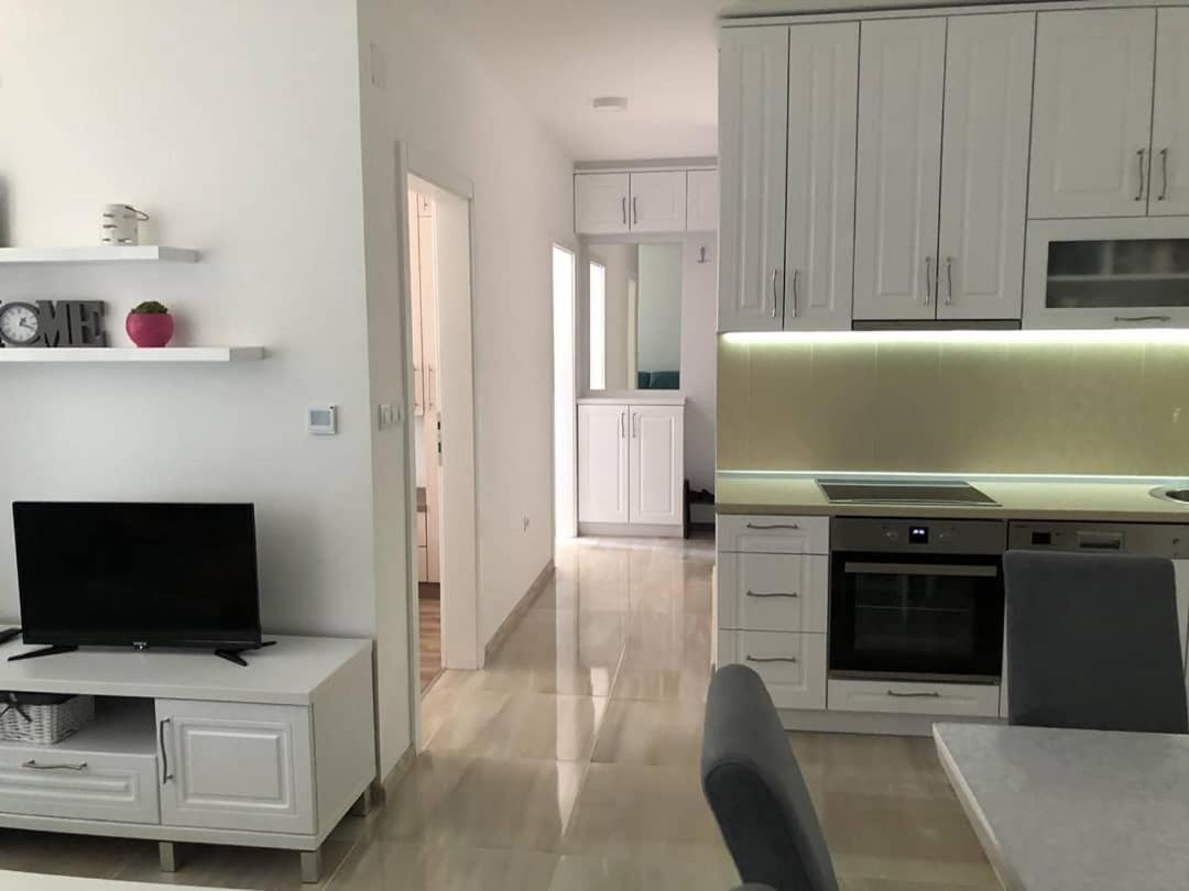 Apartman Sims 比耶利纳 外观 照片