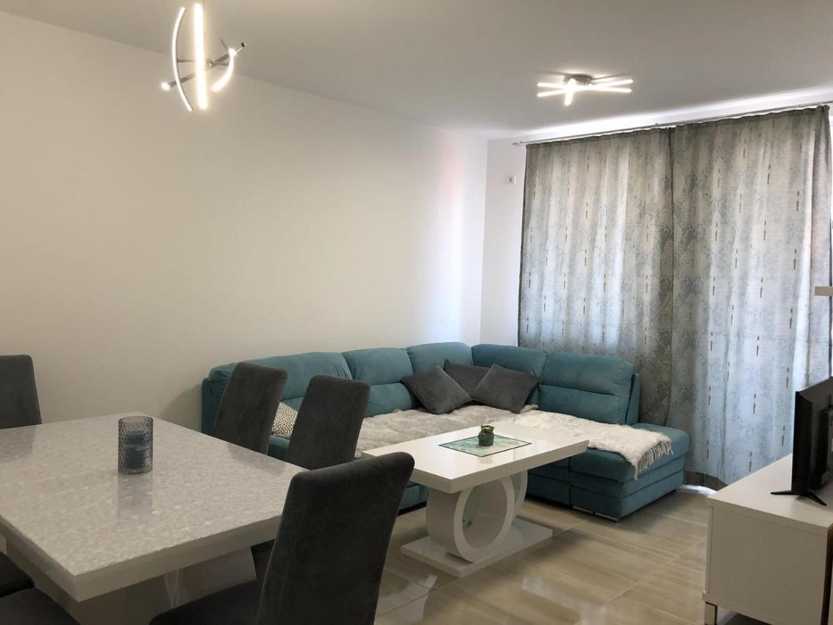 Apartman Sims 比耶利纳 外观 照片